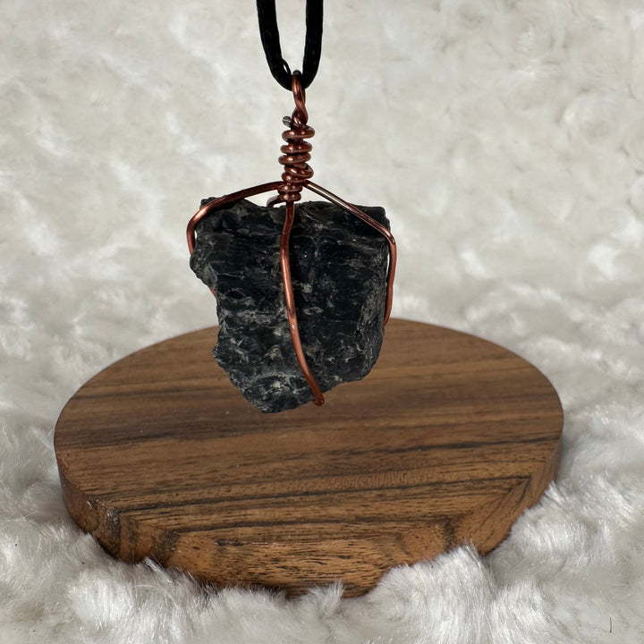 Black Onyx Wire Wrap (Rose Gold)