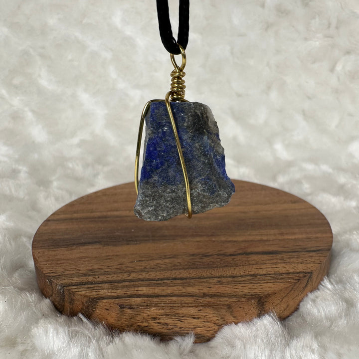 Lapis Luzuli Wire Wrap (Gold)