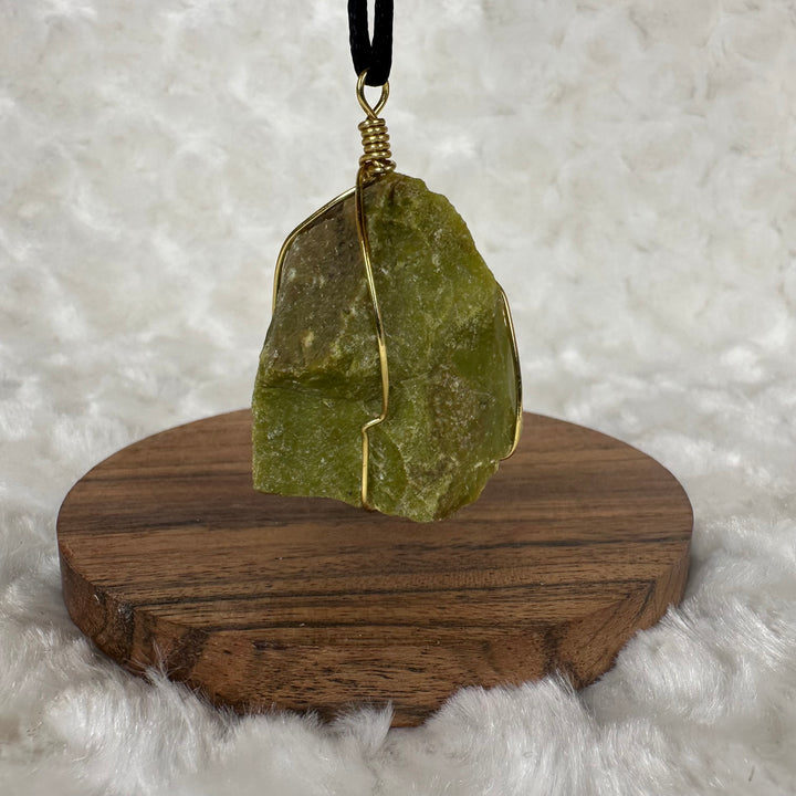 Green Opal Wire Wrap (Gold)