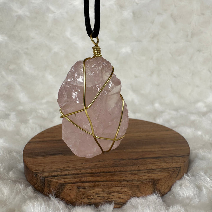 Rose Quartz Wire Wrap (Gold)