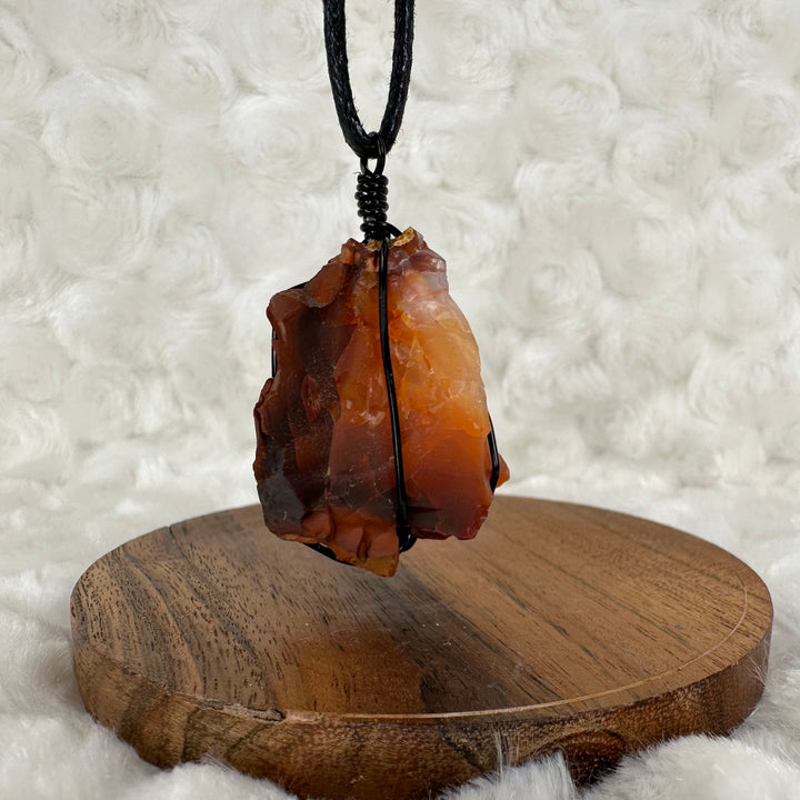 Carnelian Wire Wrap (Black) - Soulfulvibesco