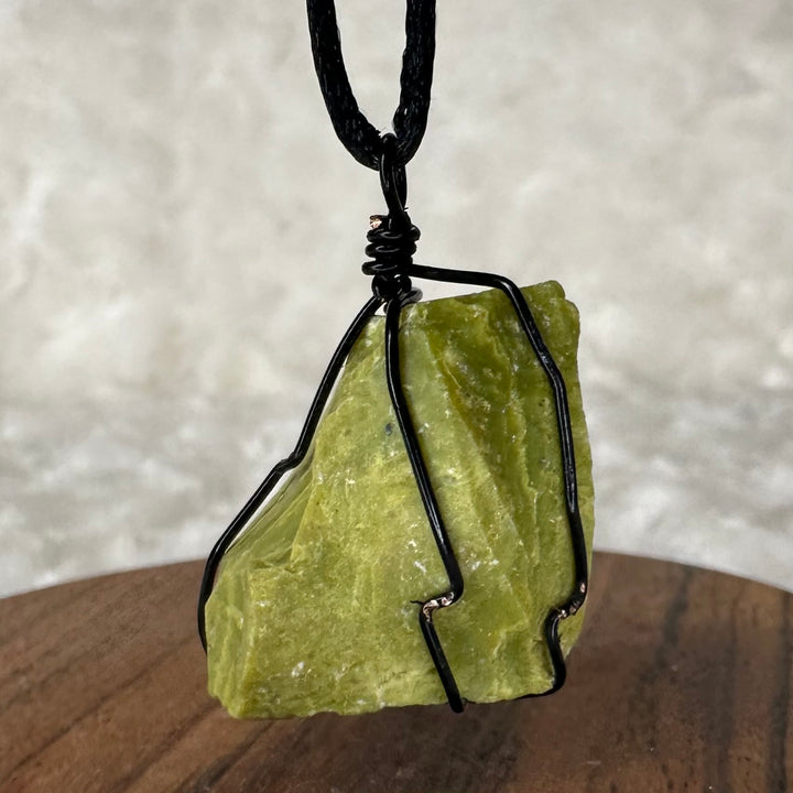 Green Opal Wire Wrap (Black)