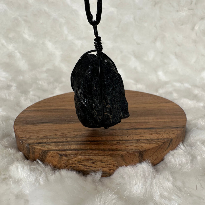 Black Tourmaline Wire Wrap (Black)