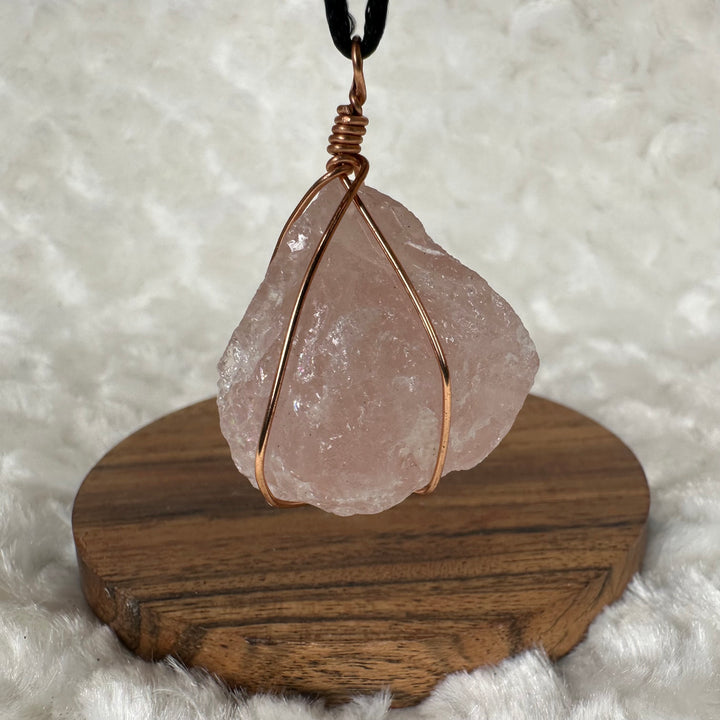 Rose Quartz Wire Wrap (Rose Gold)