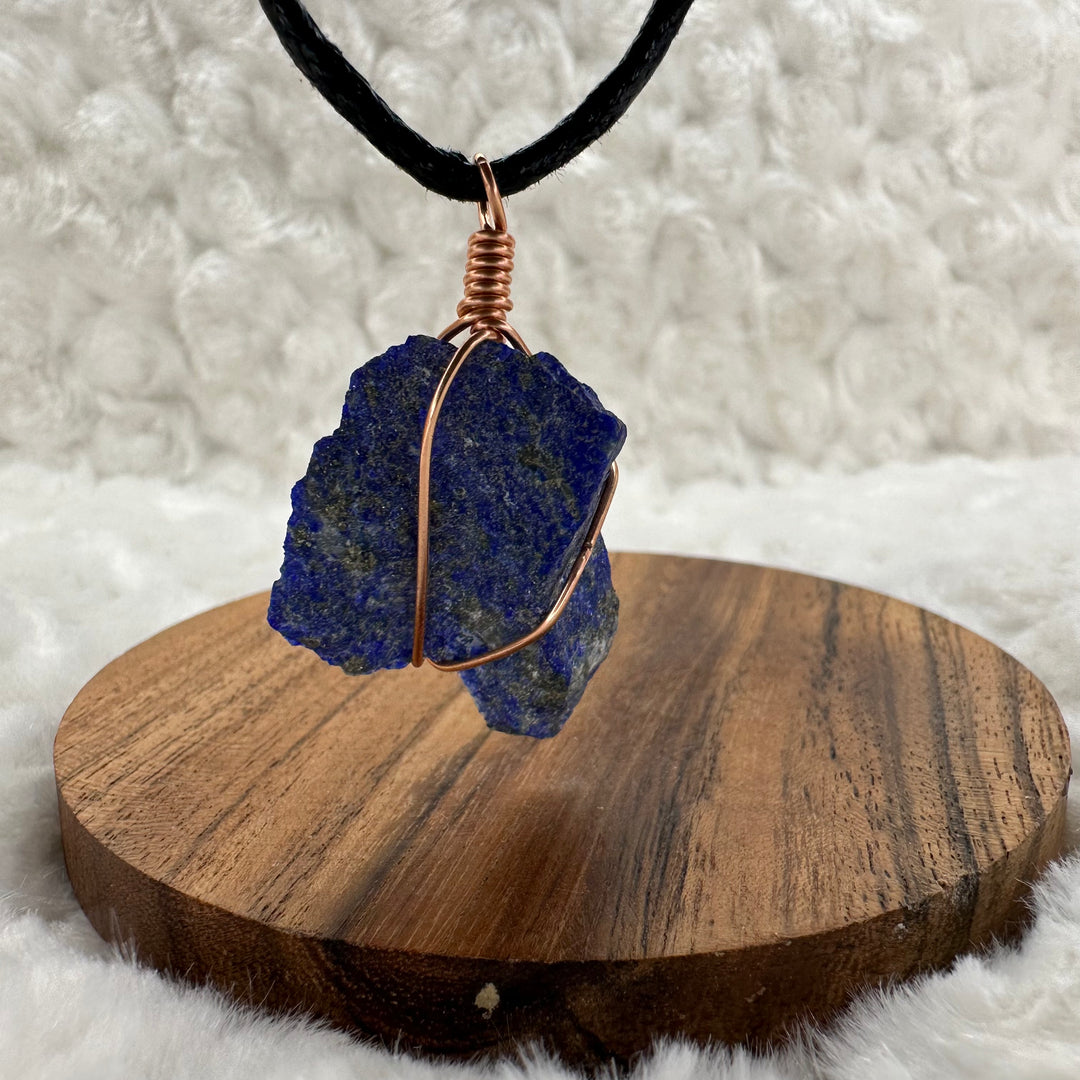 Black Tourmaline Wire Wrap (Rose Gold) - Soulfulvibesco
