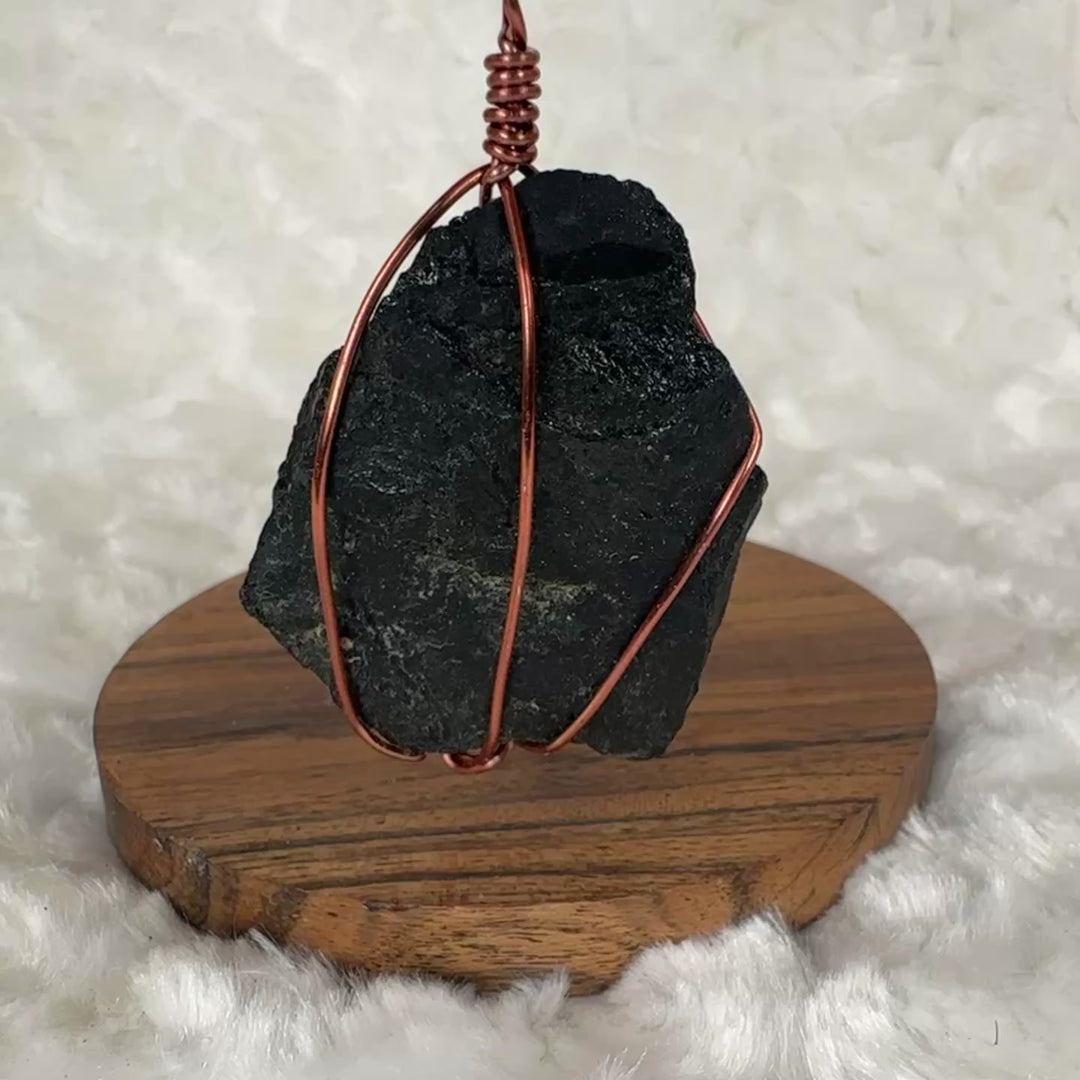 Black Tourmaline Wire Wrap (Rose Gold)