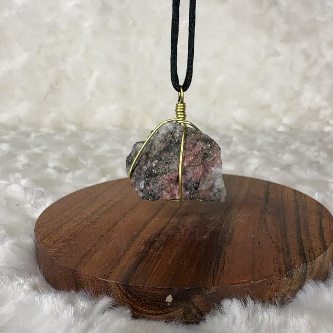 Rhodonite Wire Wrap (Gold)