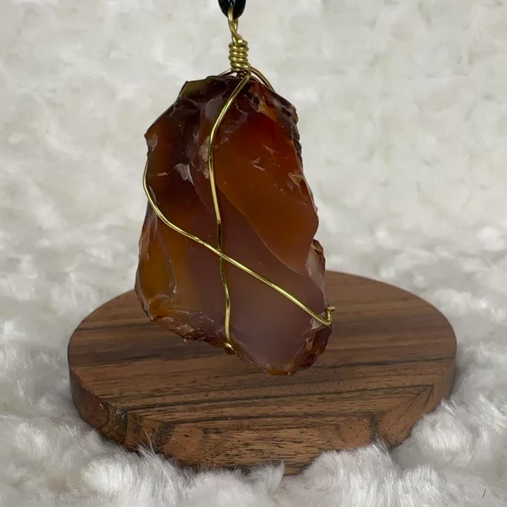 Carnelian Wire Wrap (Gold)