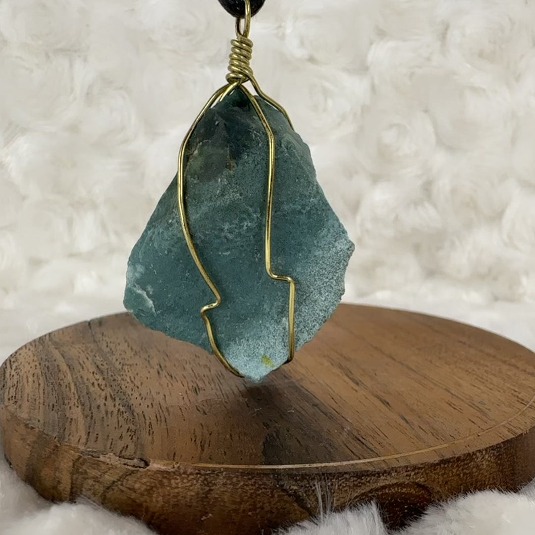 Bloodstone Wire Wrap (Gold)