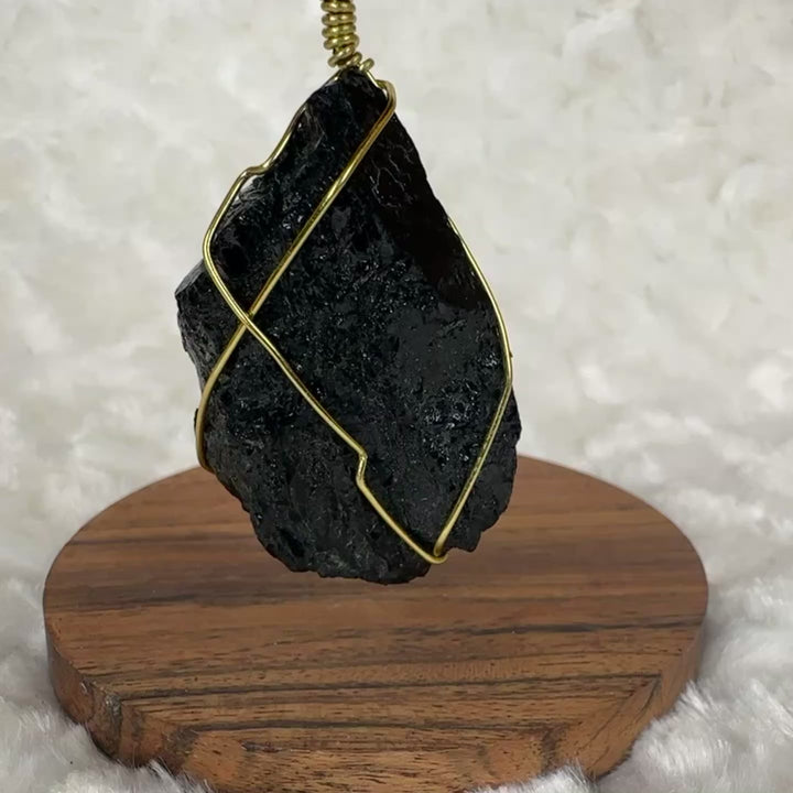 Black Tourmalibe Wire Wrap (Gold)