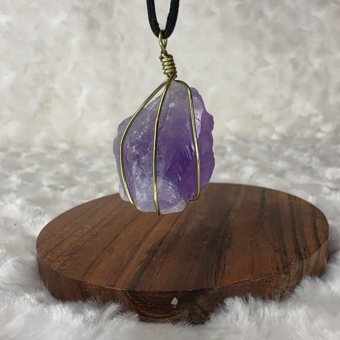 Amethyst Wire Wrap (Gold)