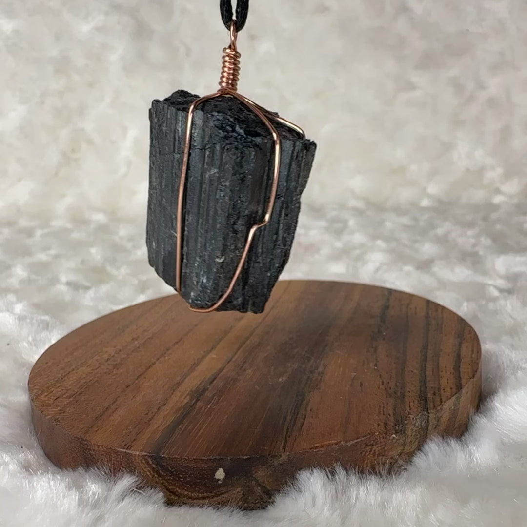 Black Tourmaline Wire Wrap (Rose Gold)