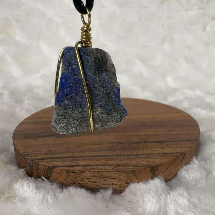 Lapis Luzuli Wire Wrap (Gold)