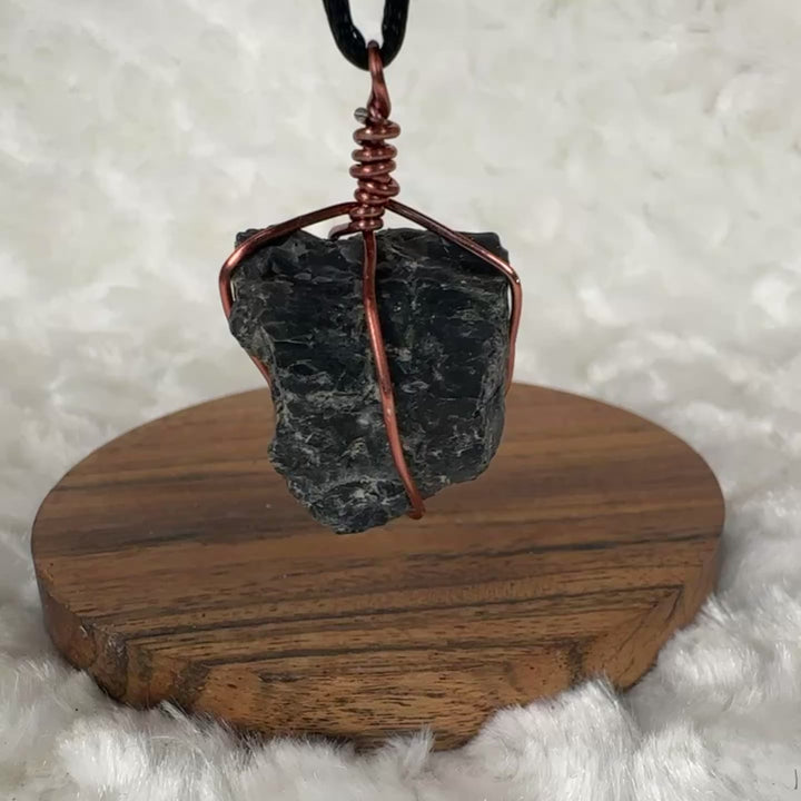 Black Onyx Wire Wrap (Rose Gold)