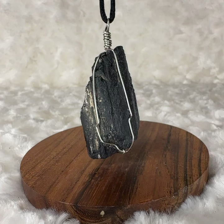 Black Tourmaline Wire Wrap (Silver)